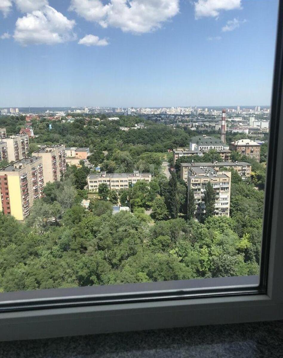 3k apartment vul. Glybochyc'ka 32В615893