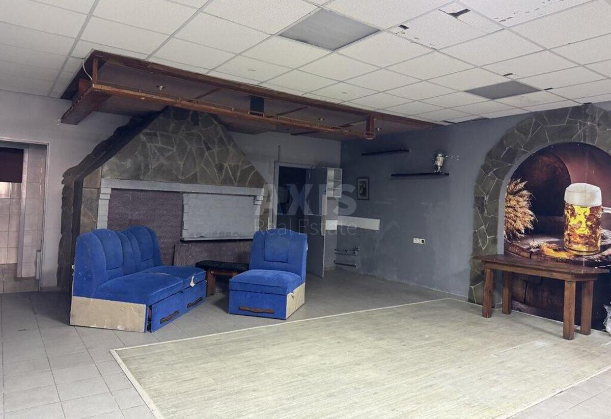 Trade object vul. Myloslavs'ka 43, 86m21