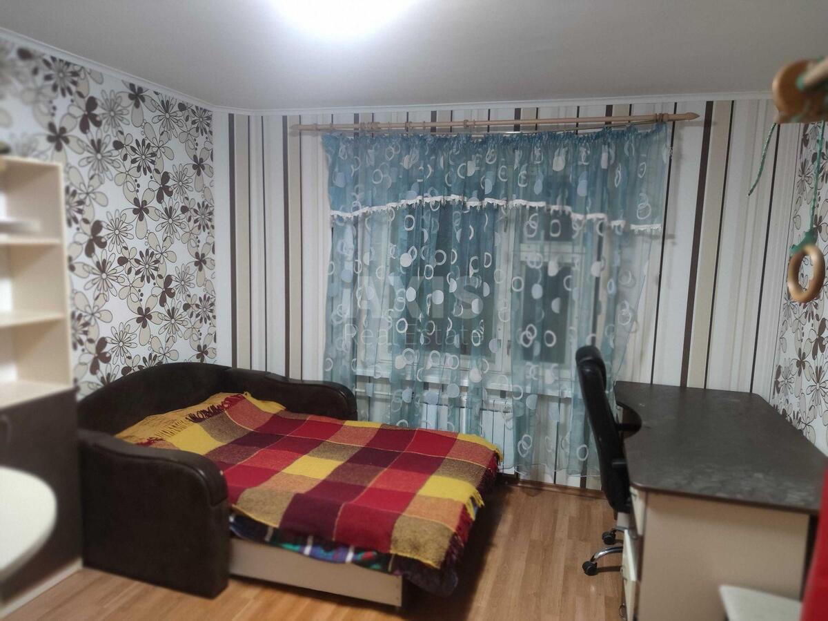 3k apartment pl. Svjatoshyns'ka 1570295