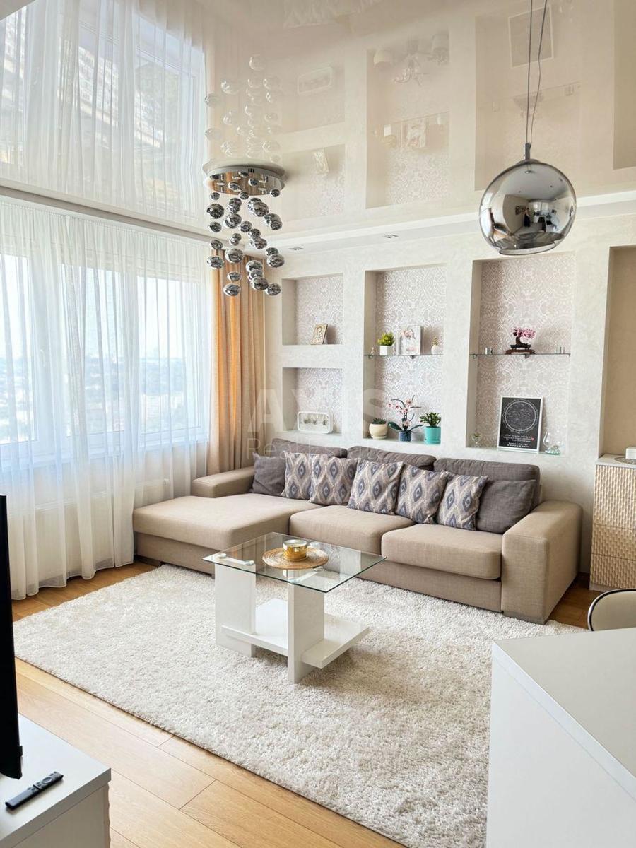 2k apartment vul. Vyshgorods'ka 450