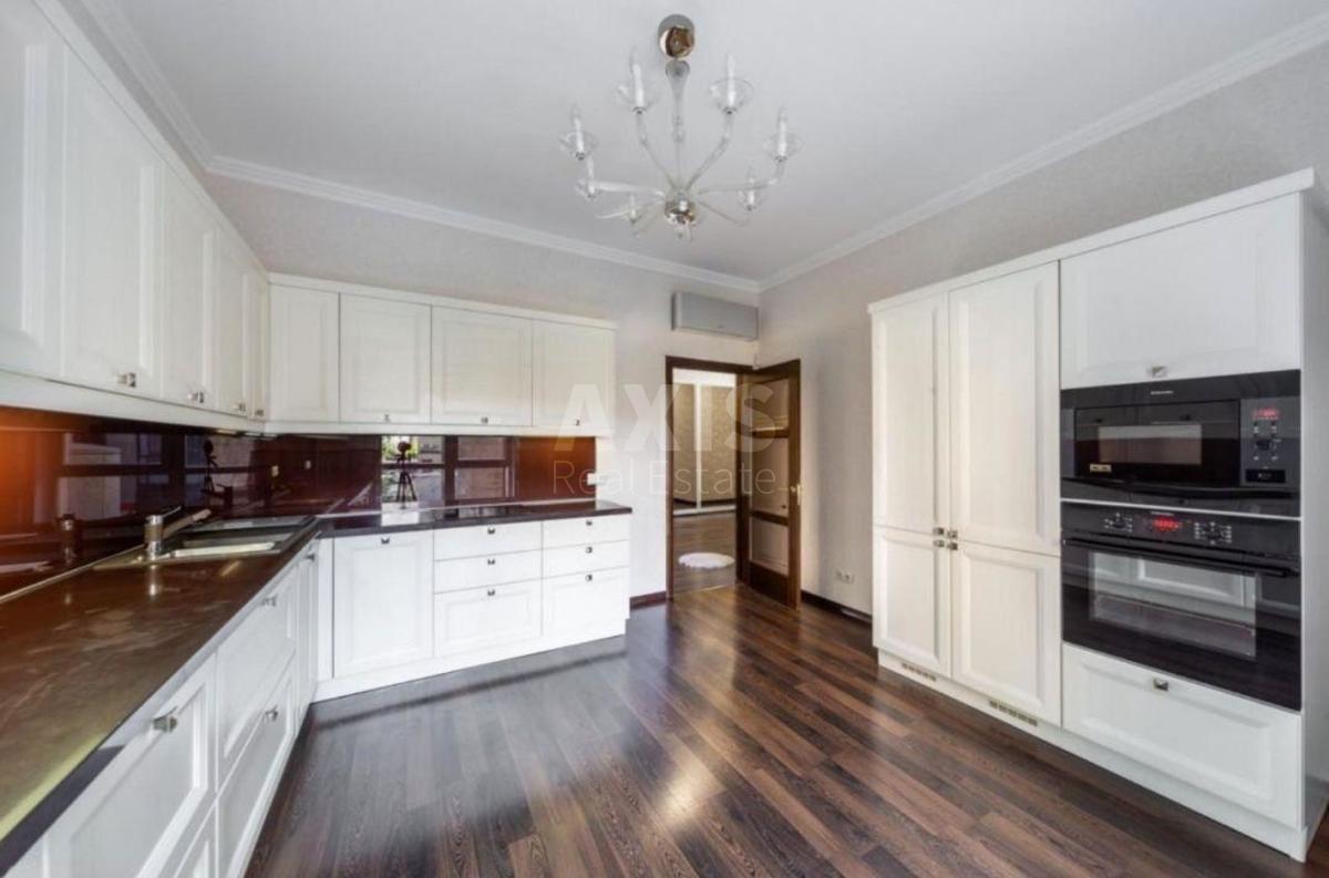 3k apartment vul. Dragomyrova Myhajla 18