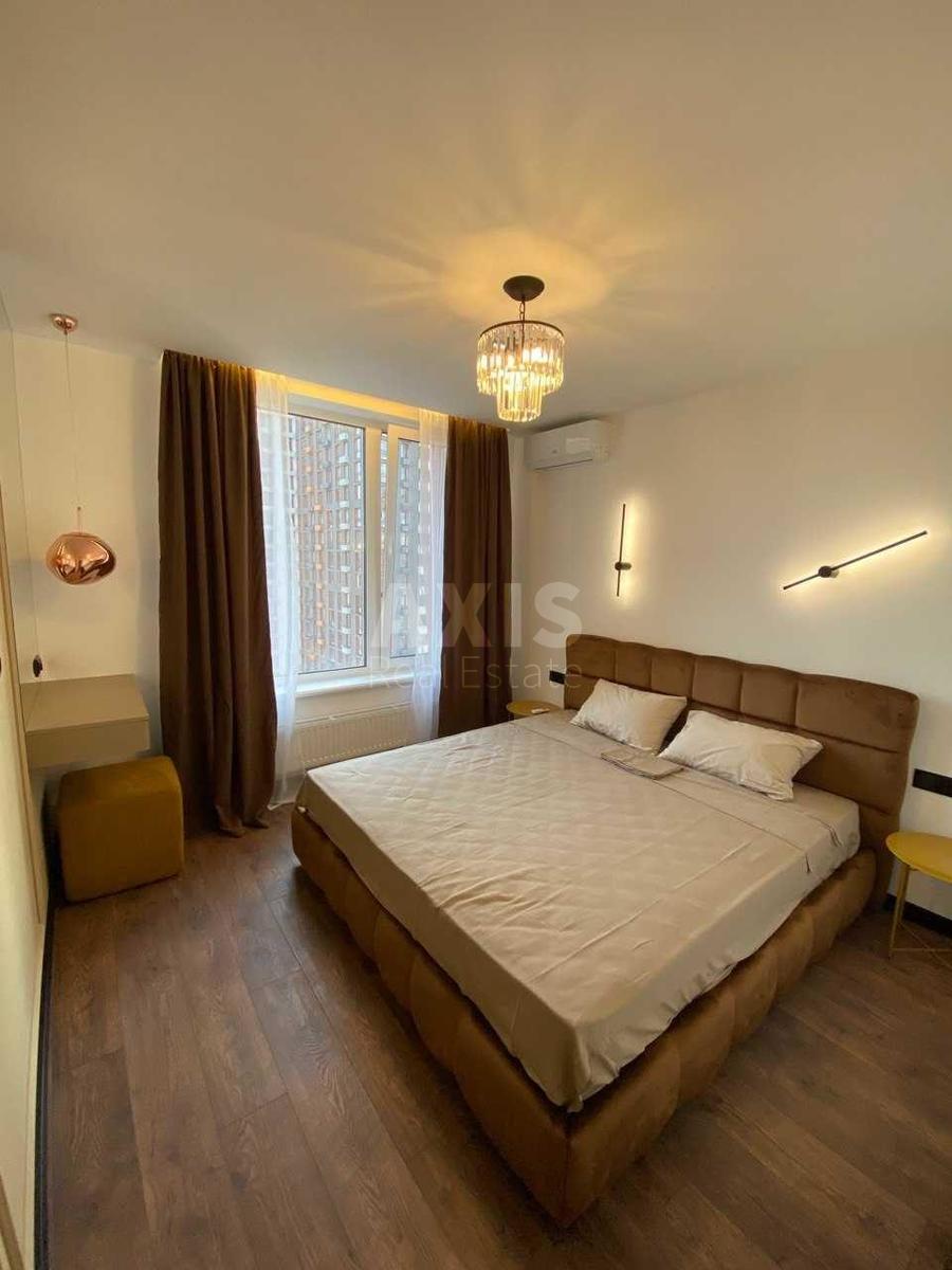 1k apartment nab. Dniprovs'ka 186
