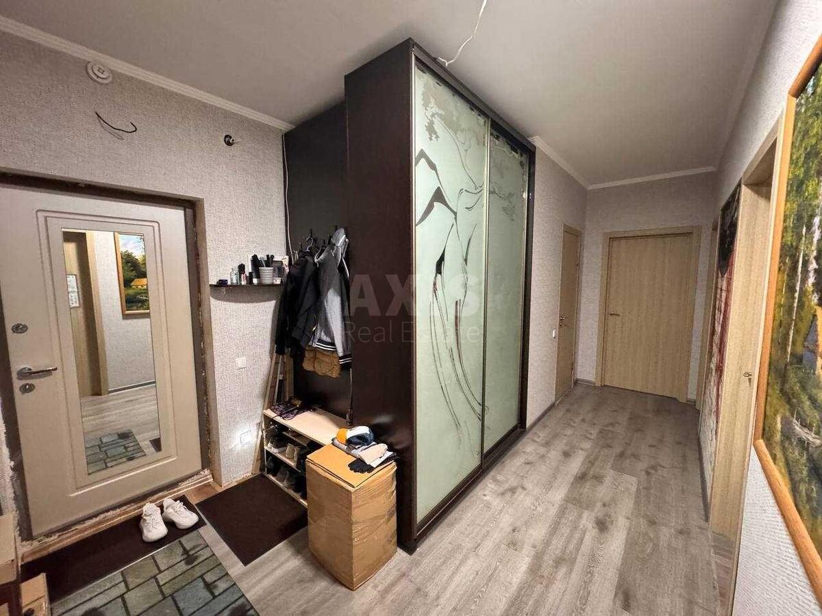 3k apartment vul. Yulia Zdanovska 34Б568221
