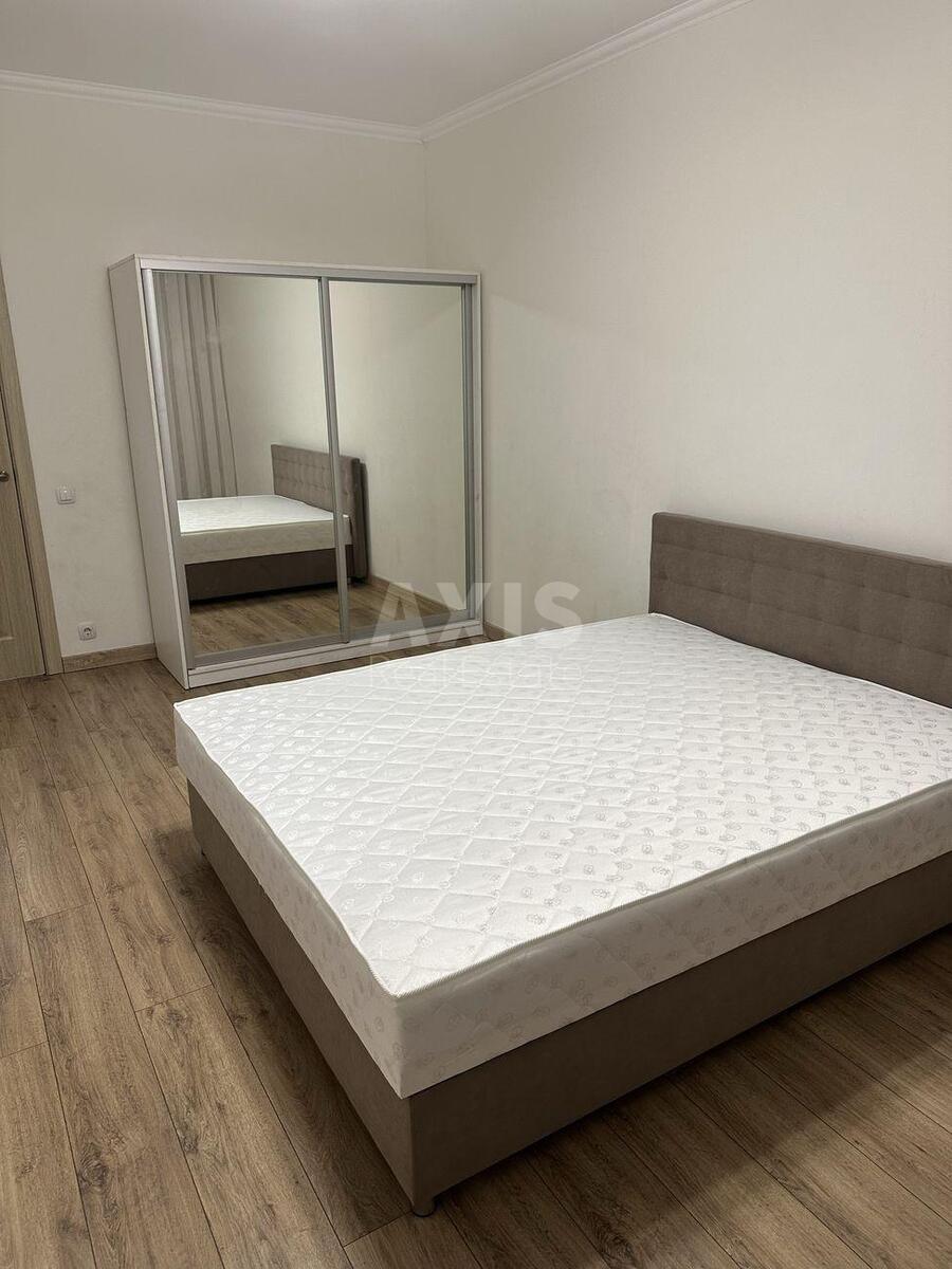 1k apartment vul. Demii'vs'ka 183