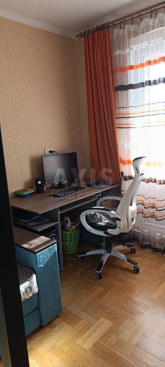 2к квартира ул. Соломии Крушельницкой 35