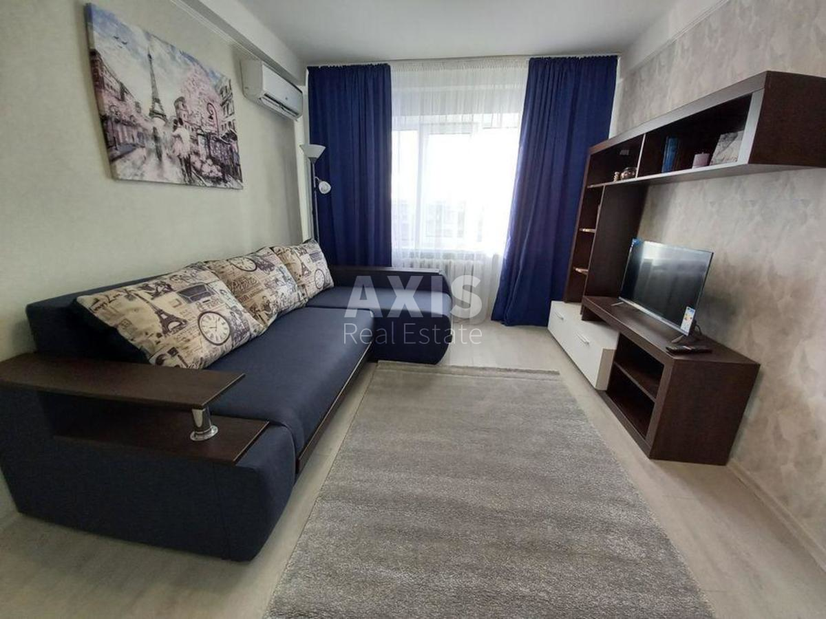 1k apartment bul. Rollana Romena 4