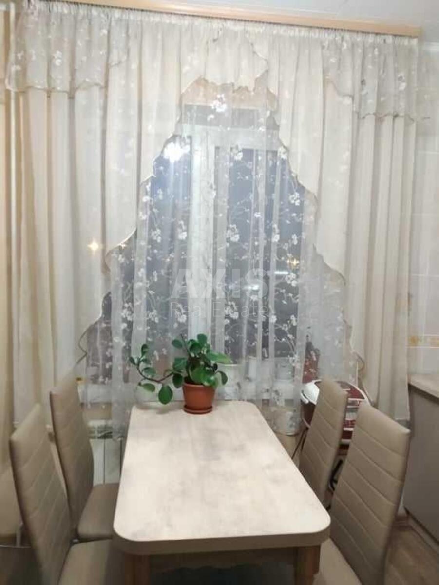 3к квартира ул. Сержа Лифаря 9/61573170