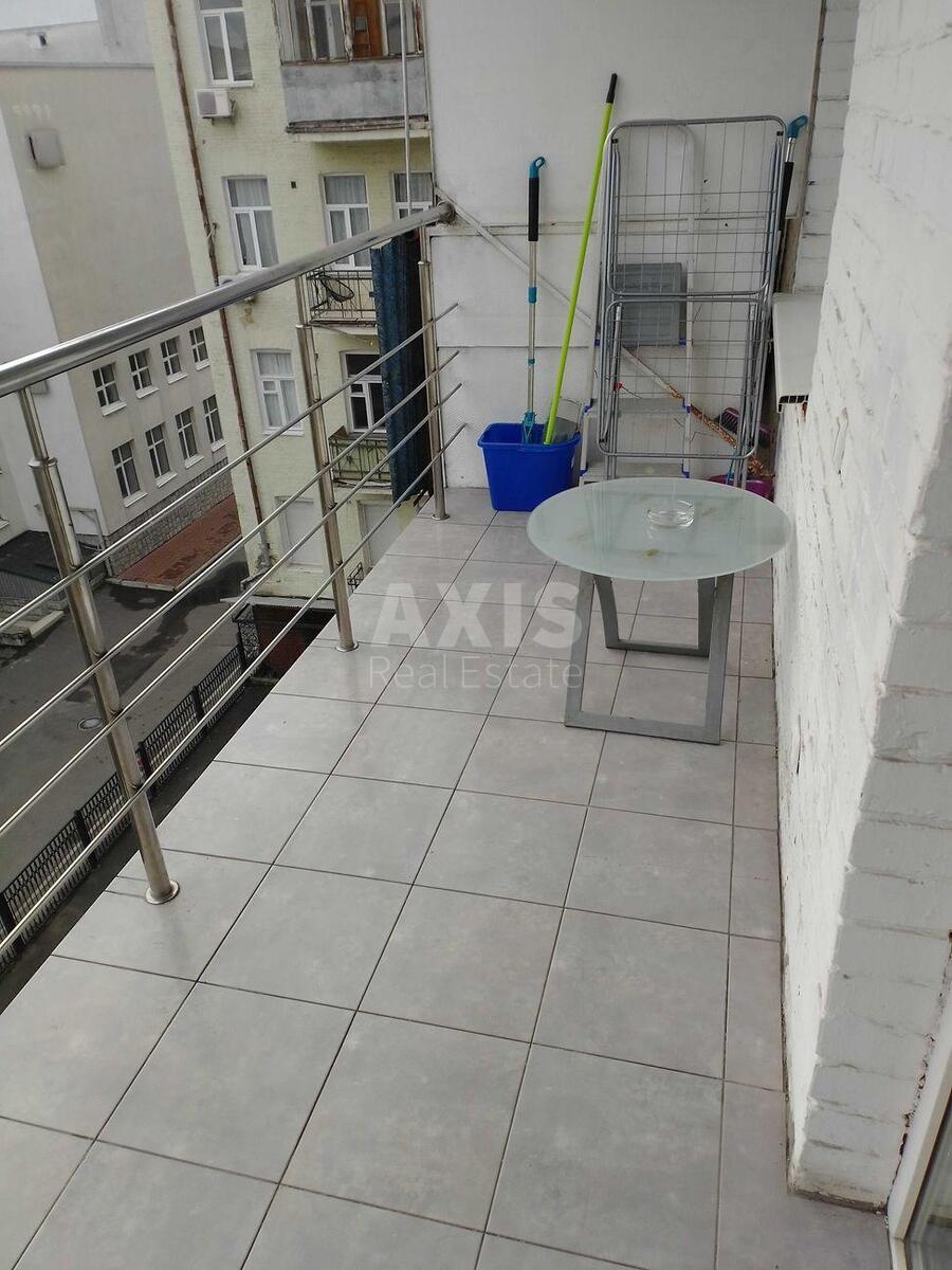 1k apartment vul. Saksagans'kogo 77