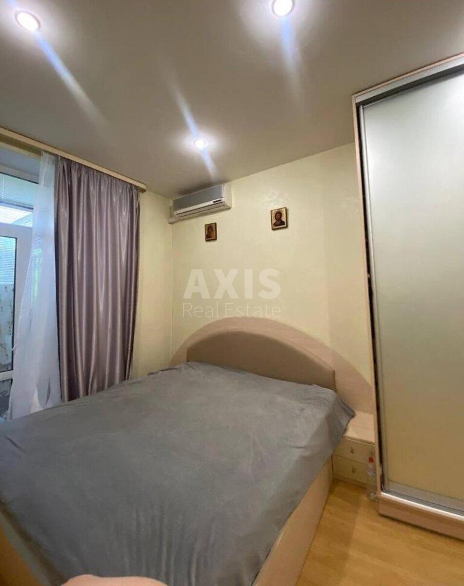 3k apartment vul. Jurkivs'ka 36/101