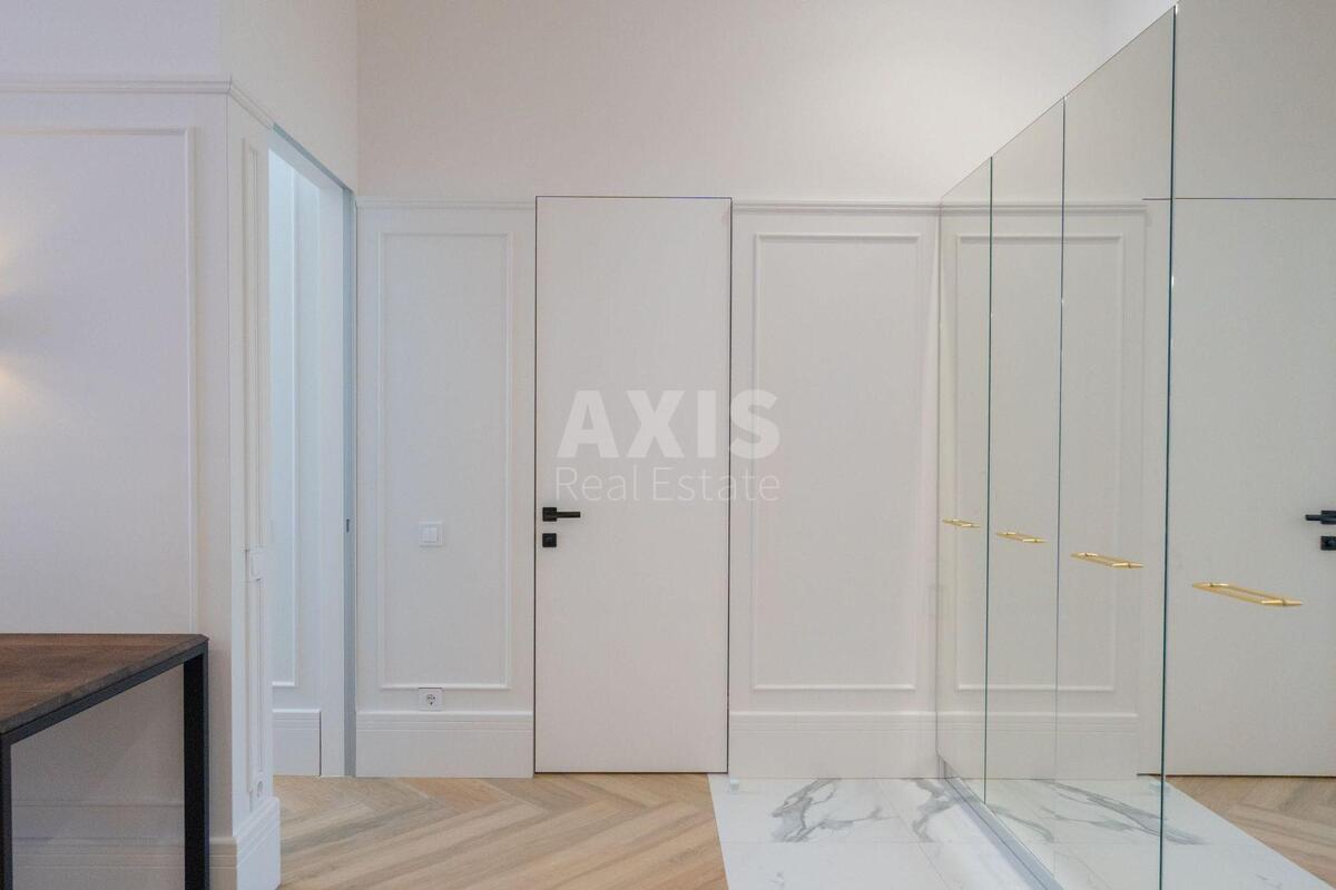 Office vul. Mazepy Ivana 7, 60m24