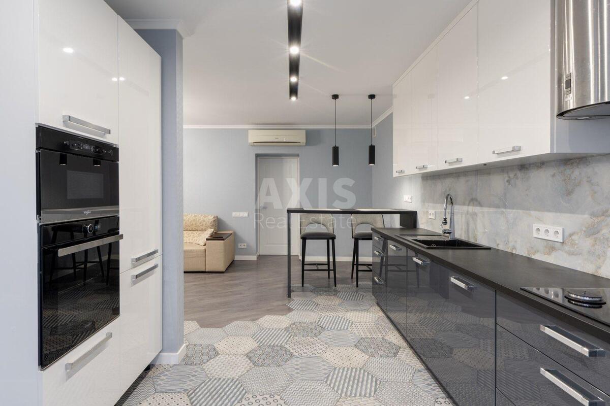 1k apartment vul. Radystiv 32635723