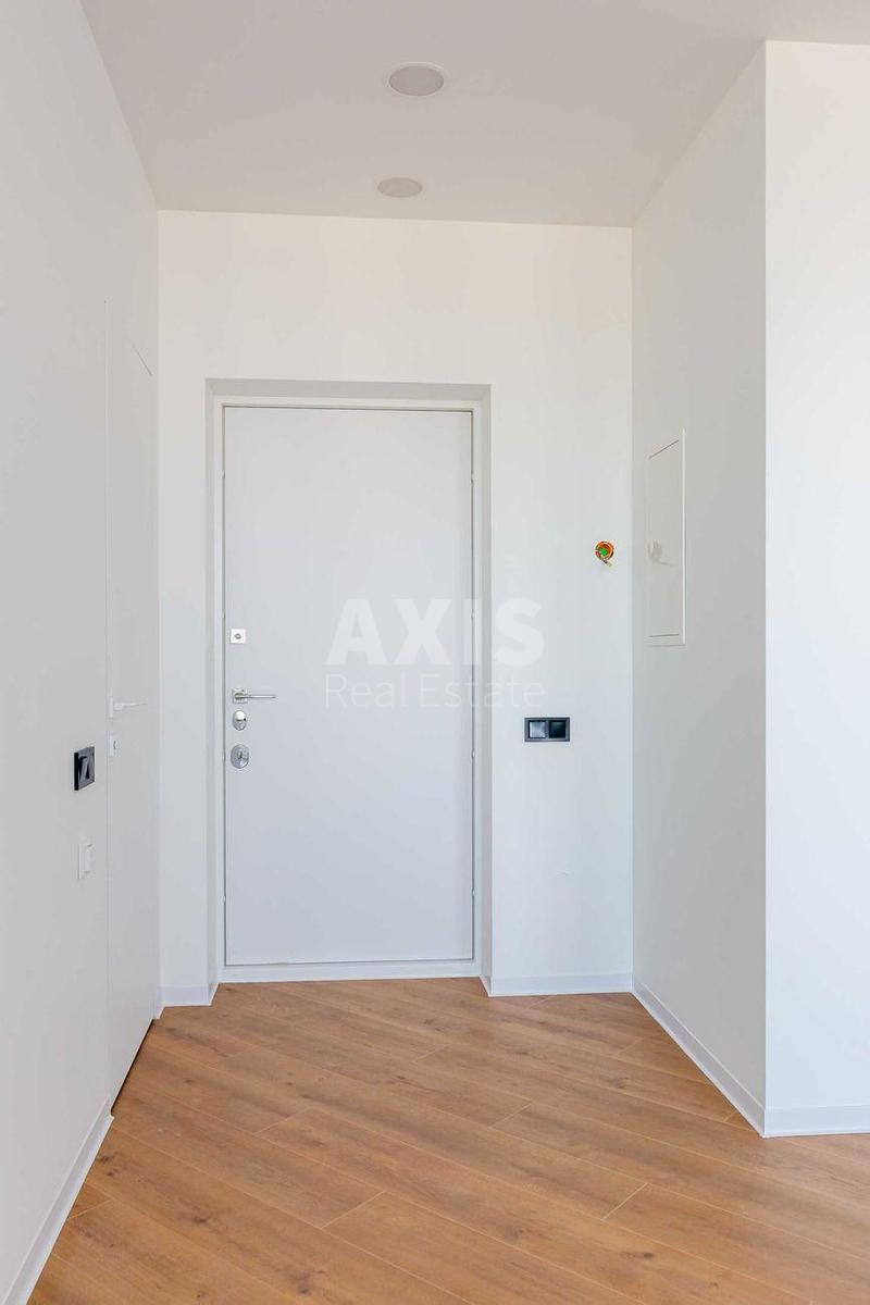 3k apartment vul. Radchenka Petra 270
