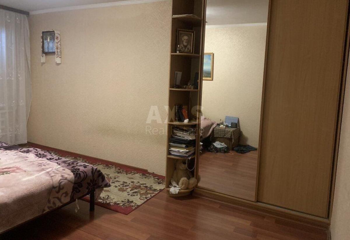 3k apartment vul. Ahmatovoi' Anny 16В4