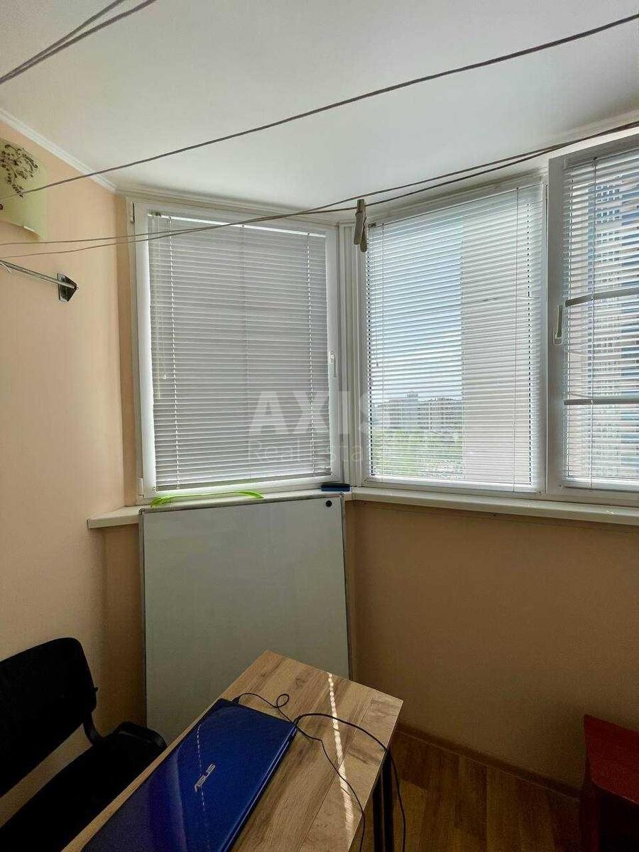 1k apartment vul. Oleny Pchilky 86