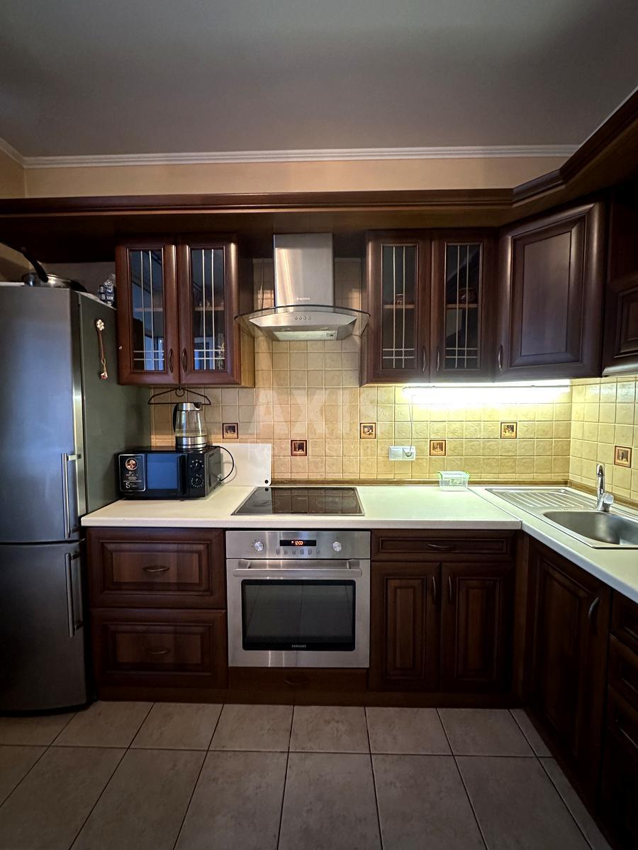 1k apartment nab. Dniprovs'ka 26632320