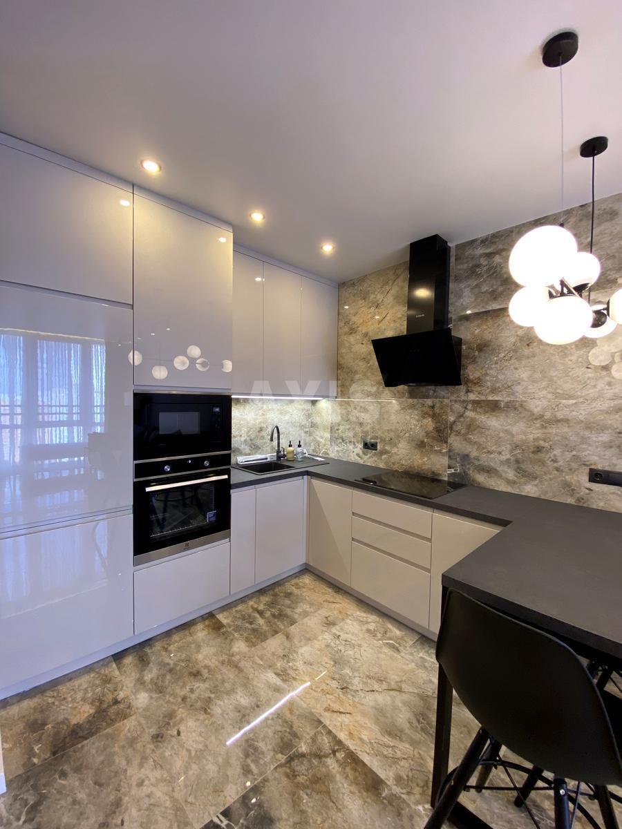 1k apartment nab. Dniprovs'ka 15К