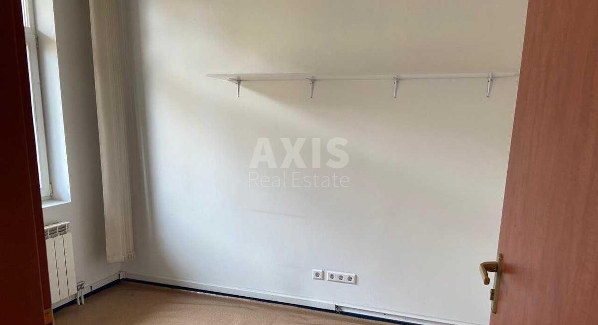 Office vul. Lyps'ka 19/7, 158m25