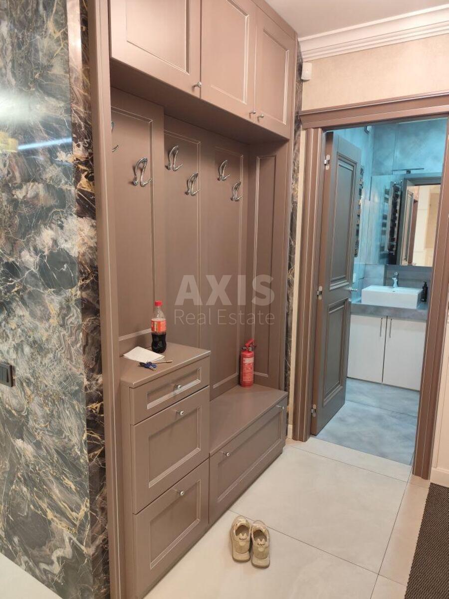 Офис ул. Дмитриевская 75, 115м210