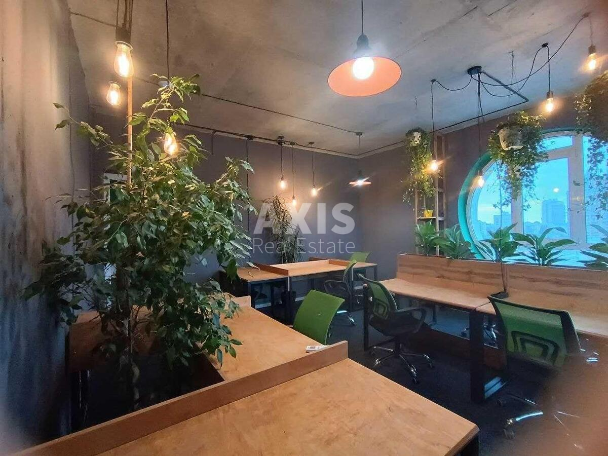 Office uzv. Klovs'kyj 7, 24m28