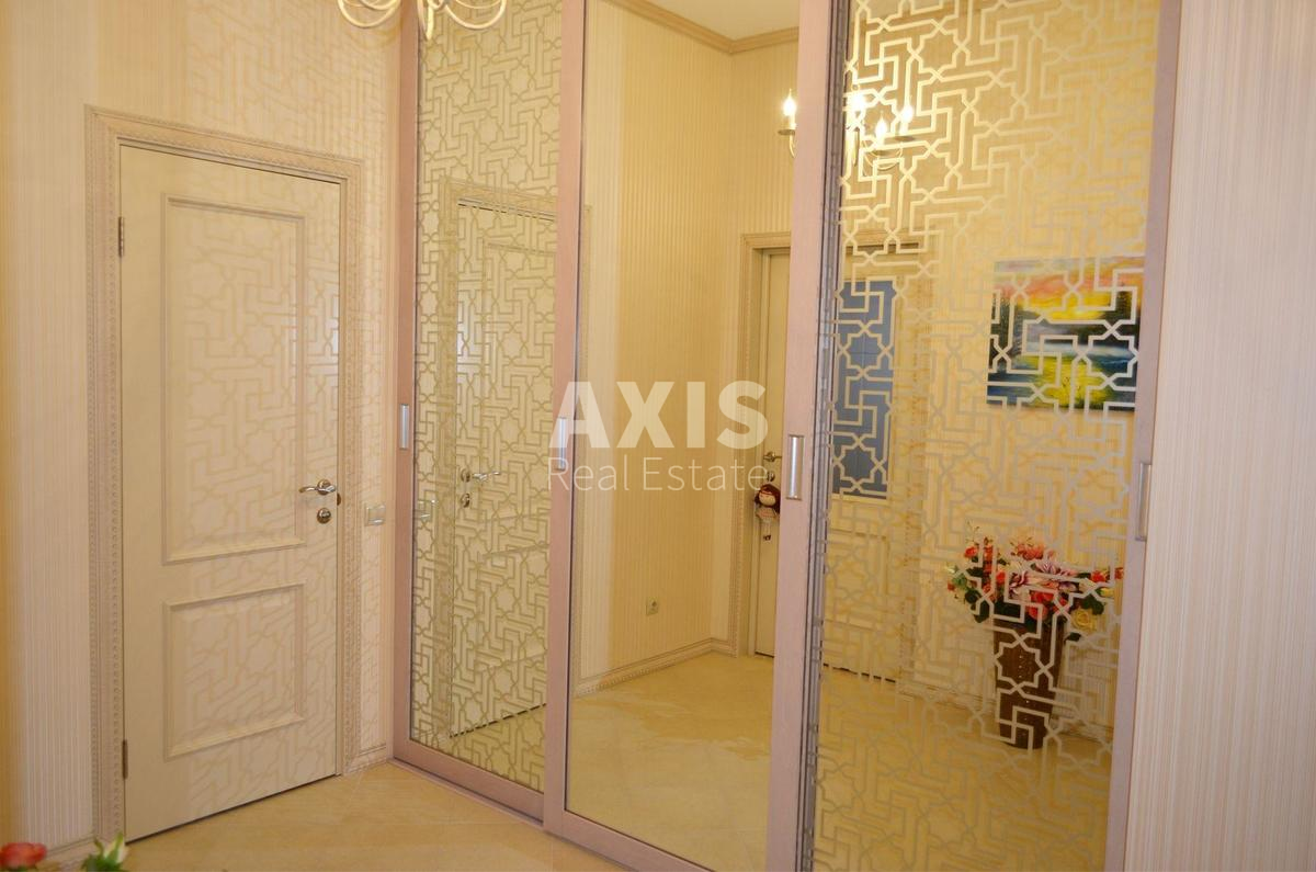 1k apartment vul. Yulia Zdanovska 71Г4