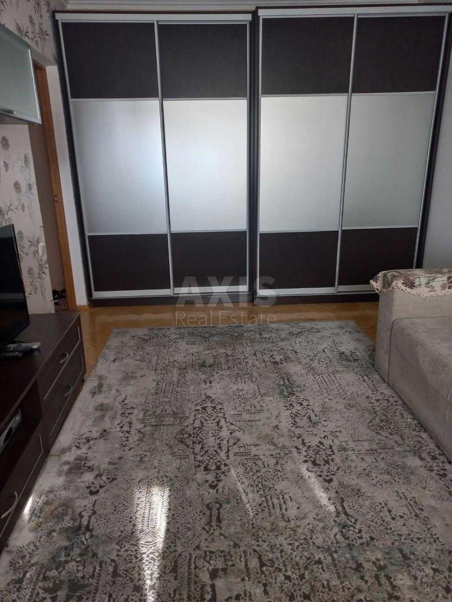 2k apartment vul. Raduns'ka 42/100