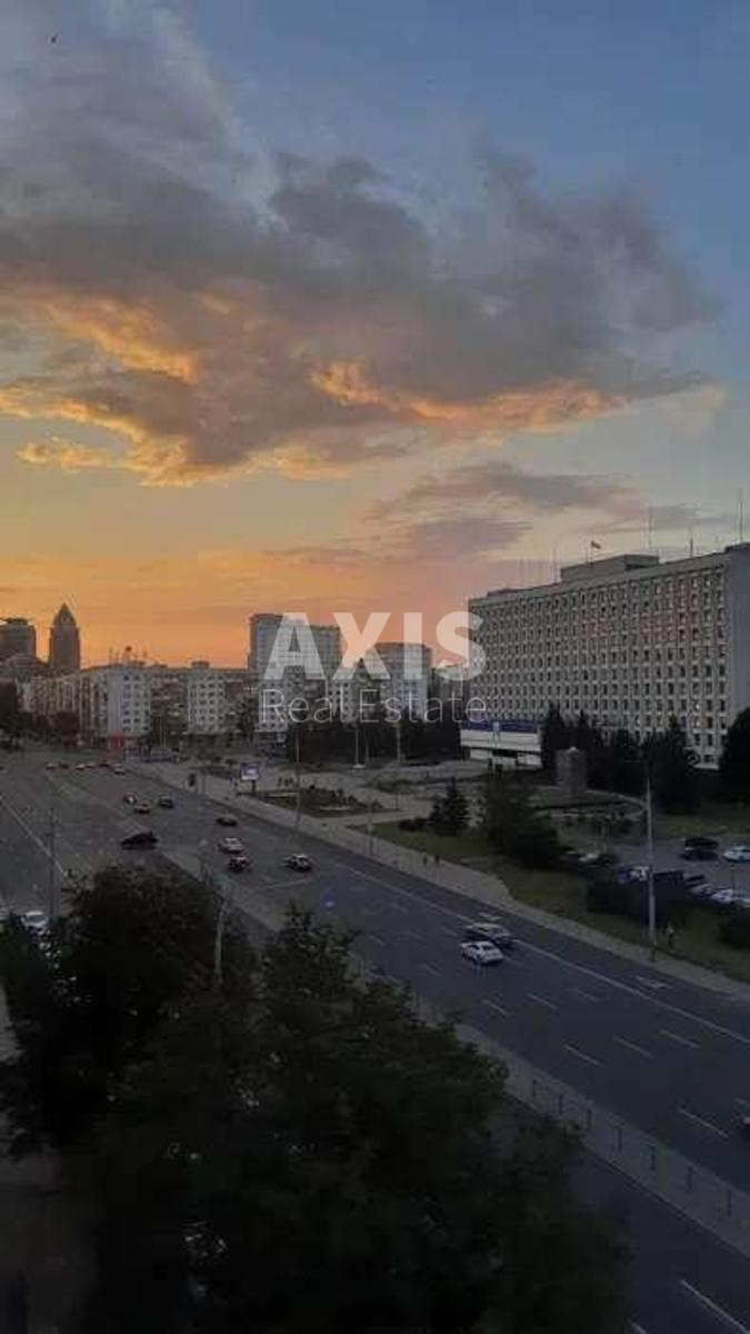 1k apartment bul. Lesi Ukrai'nky 245