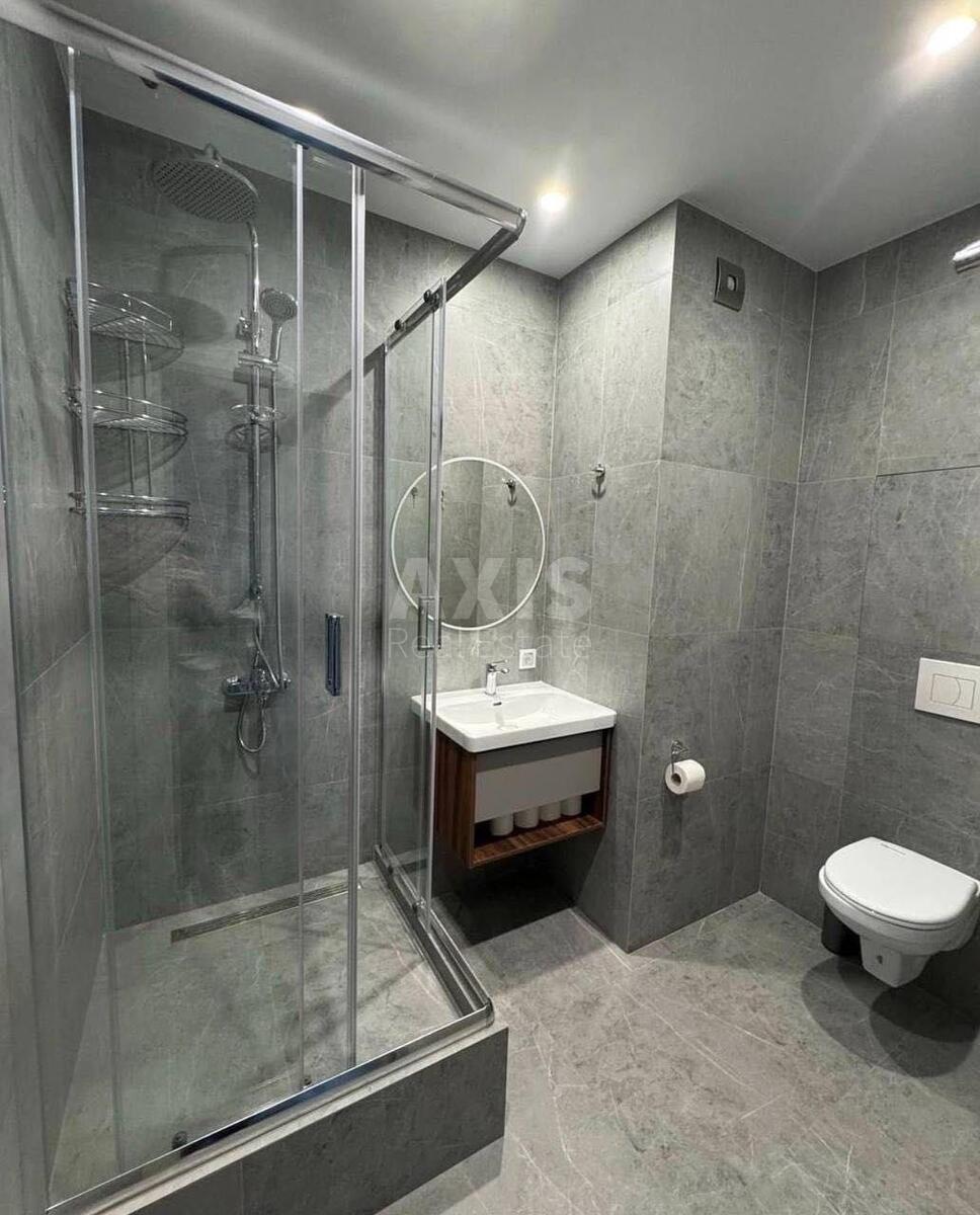 2k apartment vul. Myhajla Maksymovycha 244