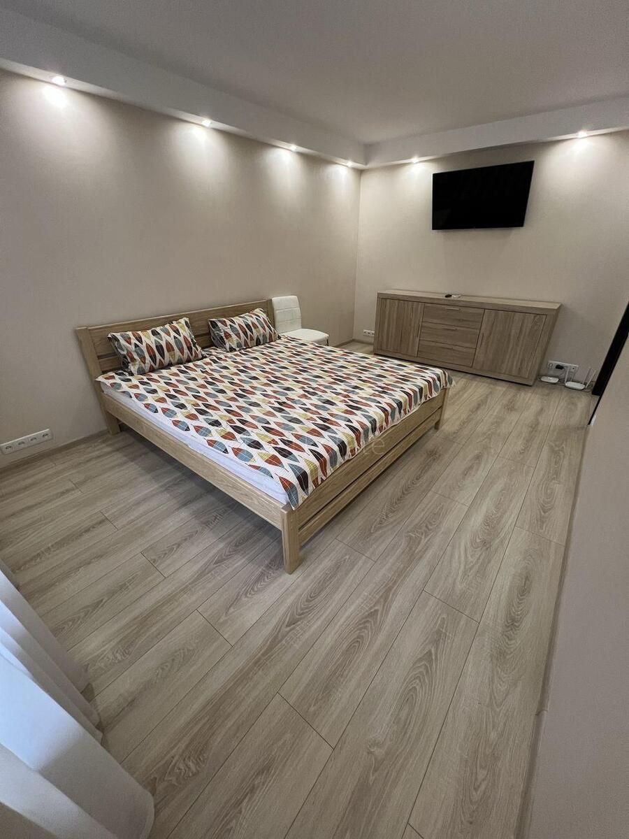 2к квартира бул. Роллана Ромена 13В570053