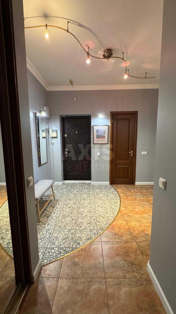 3к квартира пр-т Голосеевский 686141811