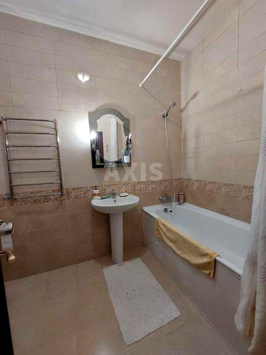 3k apartment vul. Sribnokil's'ka 14А6146512