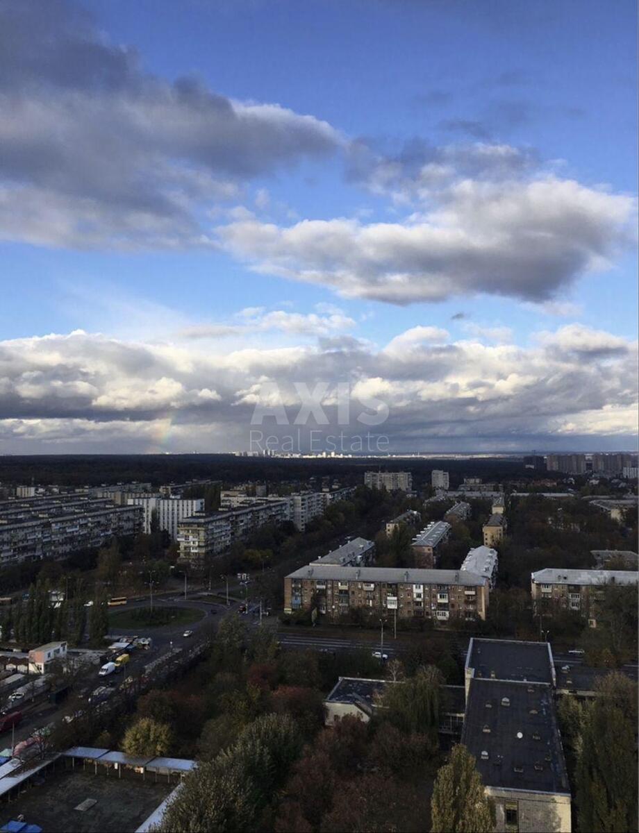 1k apartment vul. Svitlyc'kogo 3512