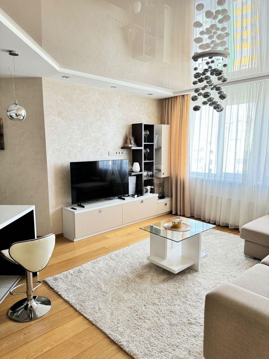 2k apartment vul. Vyshgorods'ka 451
