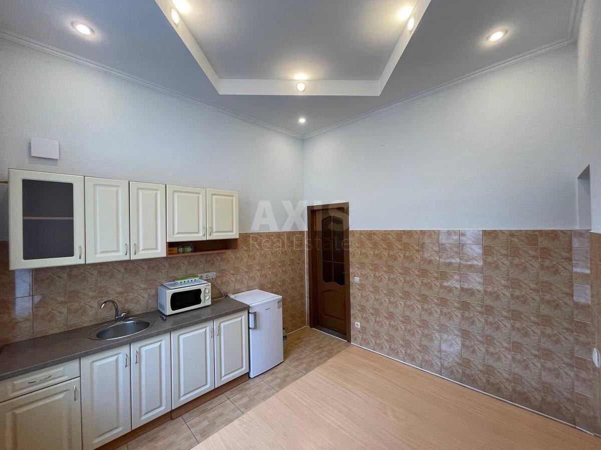 Office vul. Saksagans'kogo 44, 90m2566028