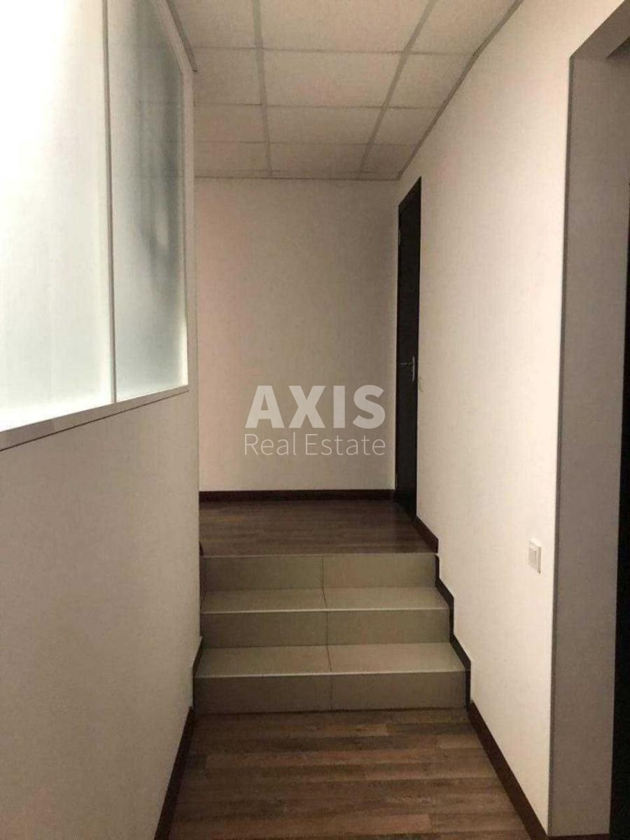 Office vul. Vozdvyzhens'ka 45, 268m2338224