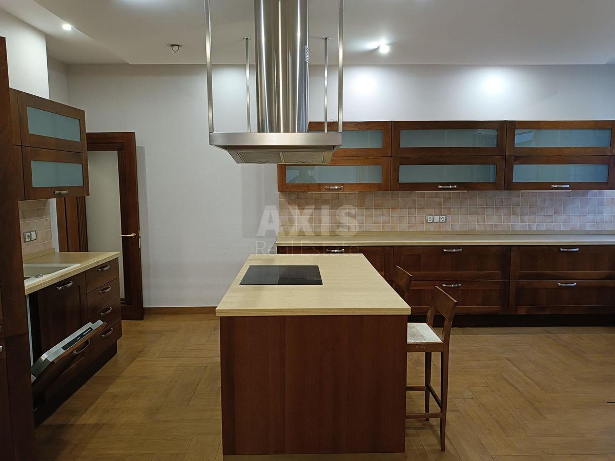3k apartment bul. Lesi Ukrai'nky 30Б2