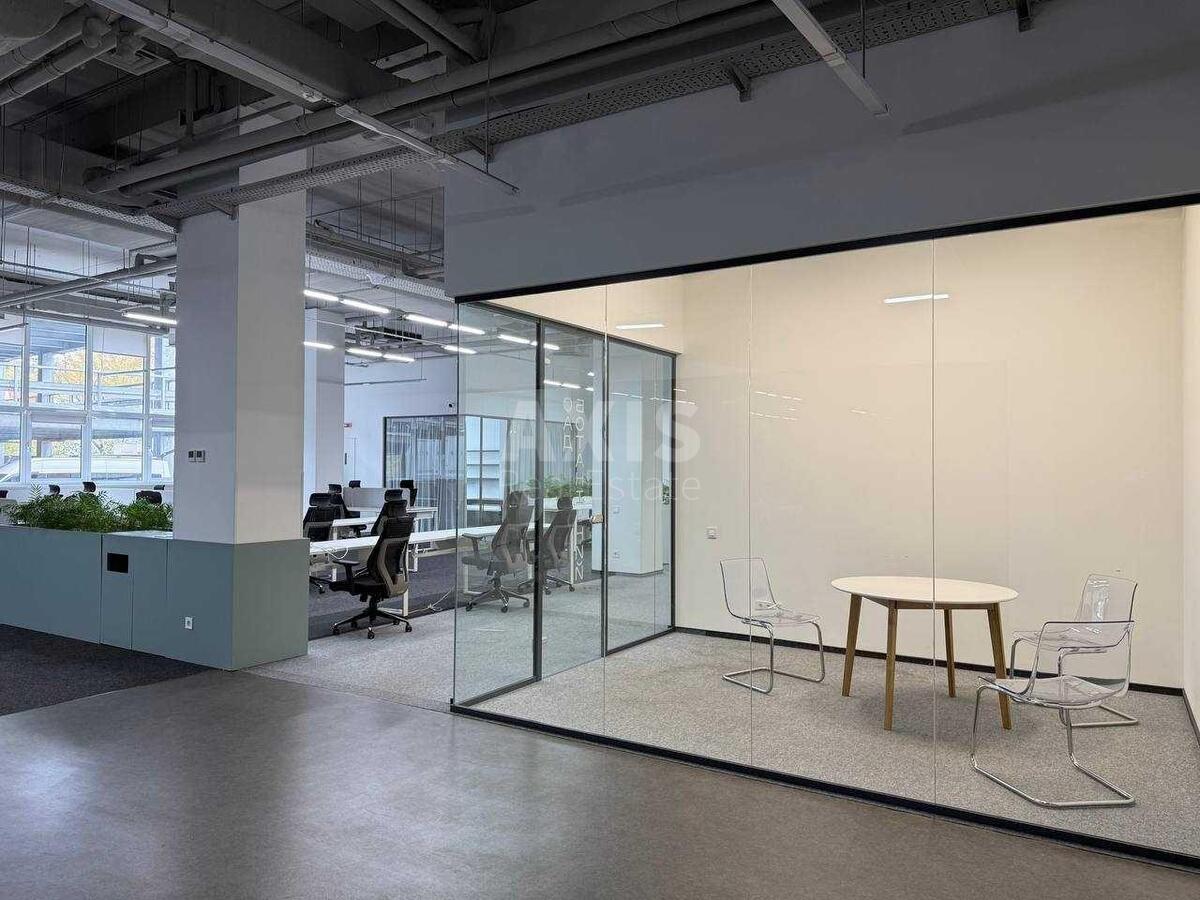 Office vul. Gajdara 58/10, 409m2611553