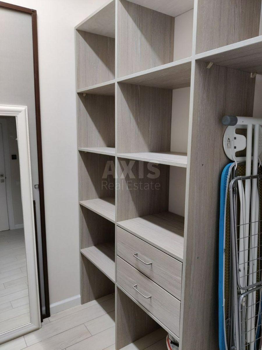 1k apartment vul. Glybochyc'ka 13570819