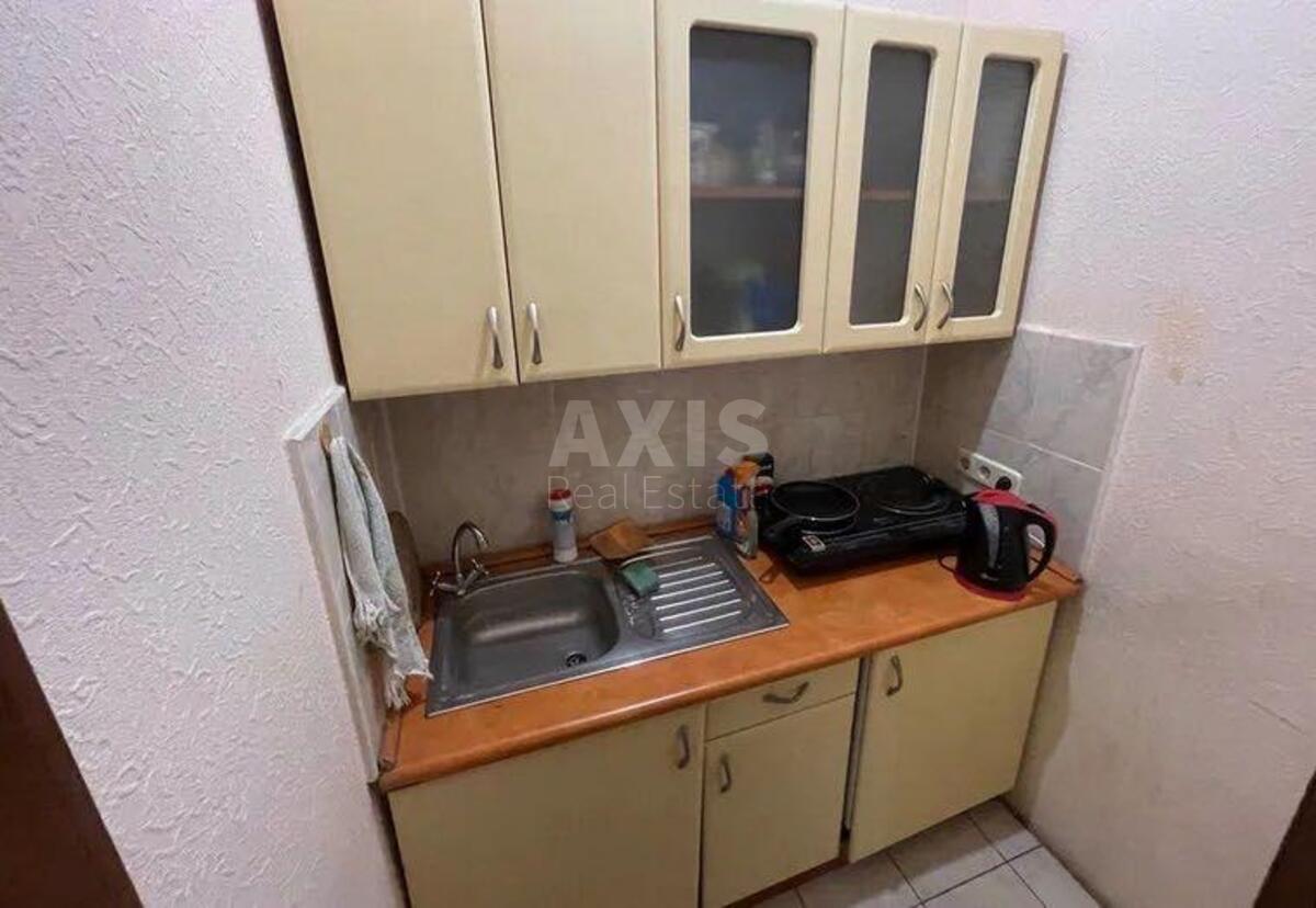 Office vul. Dovnar-Zapol's'kogo 4, 60m27