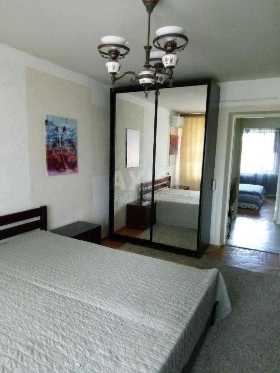 3k apartment vul. Symyrenka 14/9570313