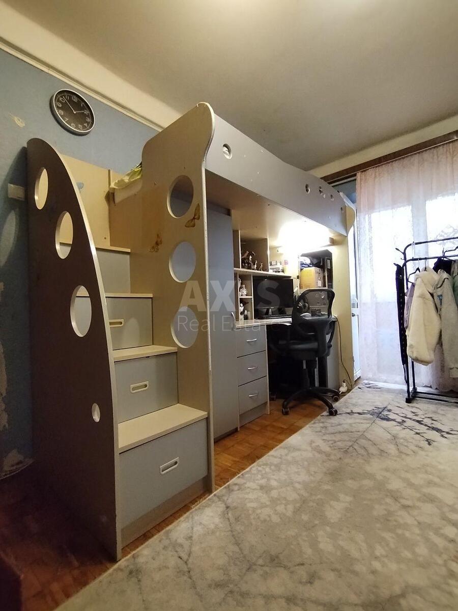 1k apartment prov. Mezhovyj 5569359
