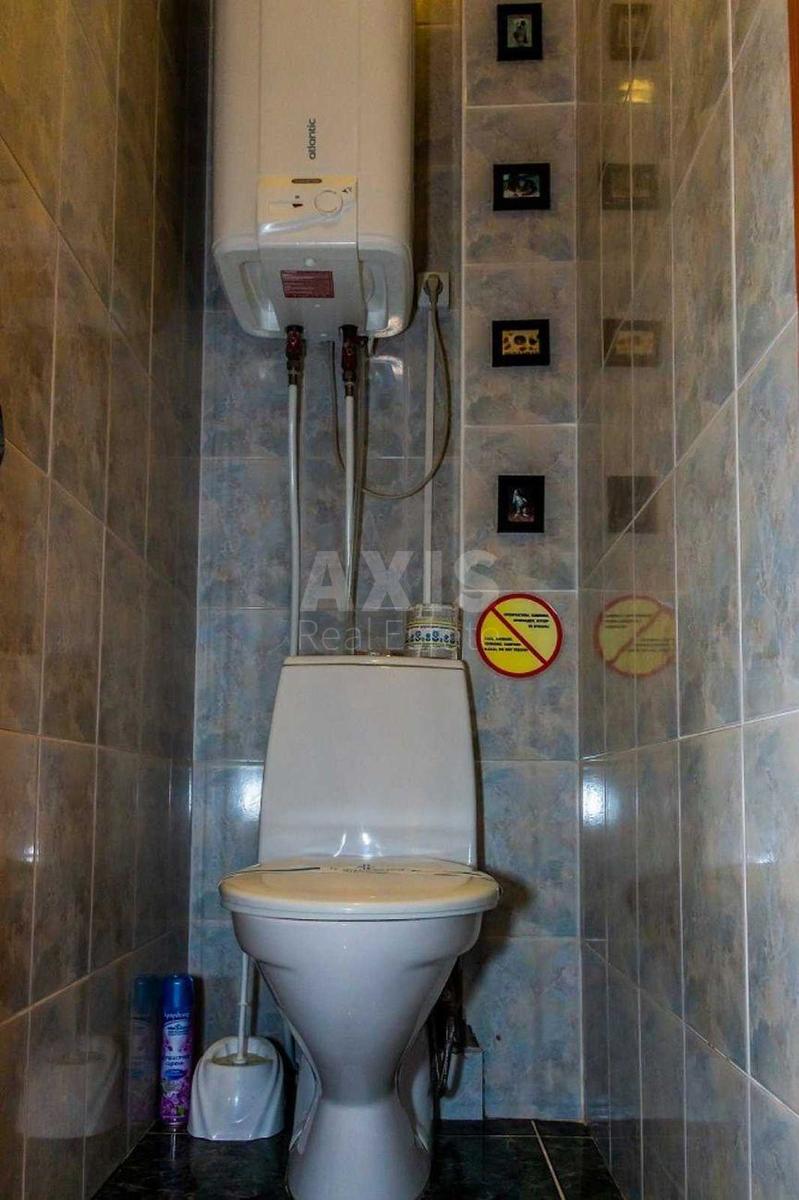 2k apartment vul. Oleksandra Arhypenka 47