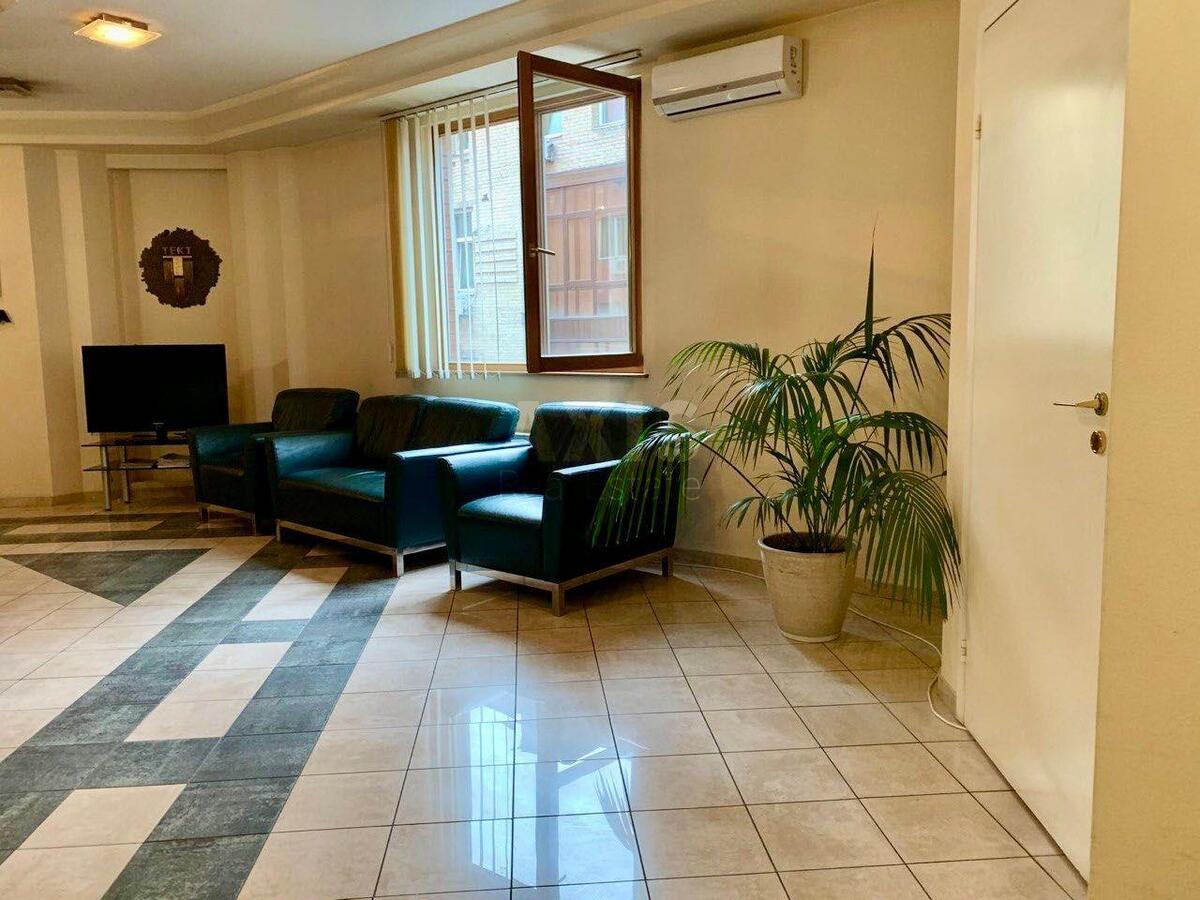 Office vul. Velyka Vasyl'kivs'ka 62/64, 305m2608745