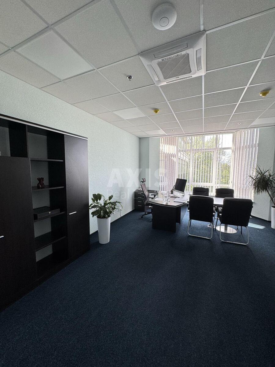 Office vul. Grushevs'kogo Myhajla 9Б, 510m22