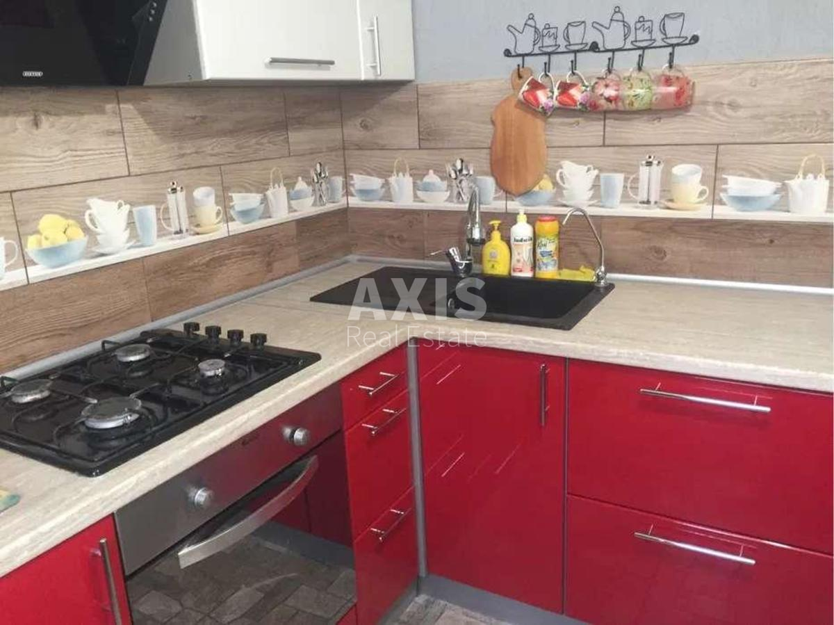 2k apartment vul. Revuc'kogo 40