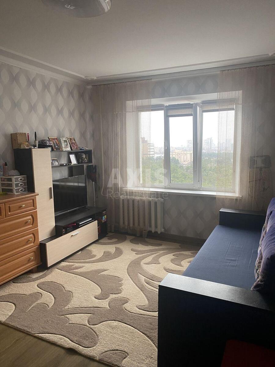 2k apartment vul. Myropil's'ka 372
