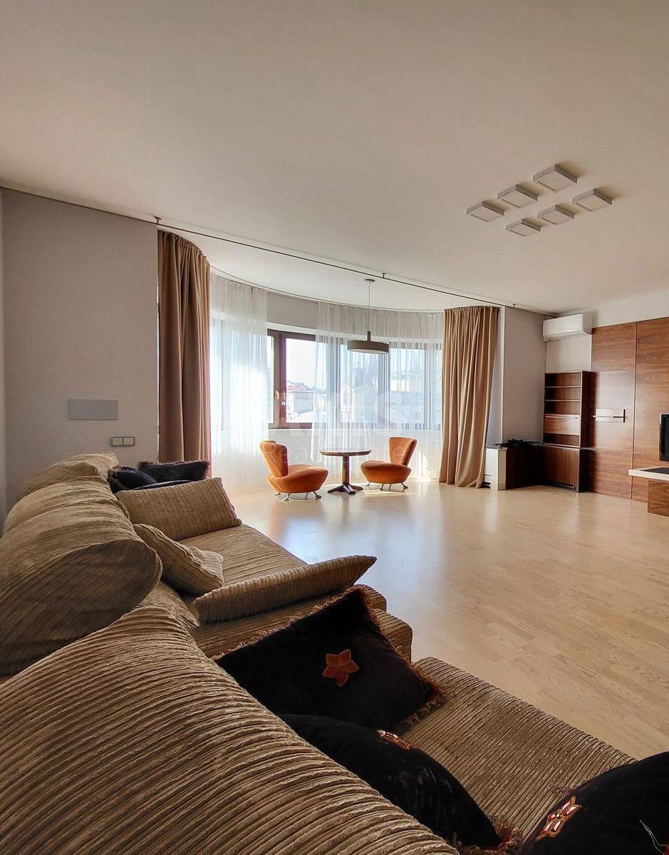 4k apartment vul. Saperne Pole 14/55