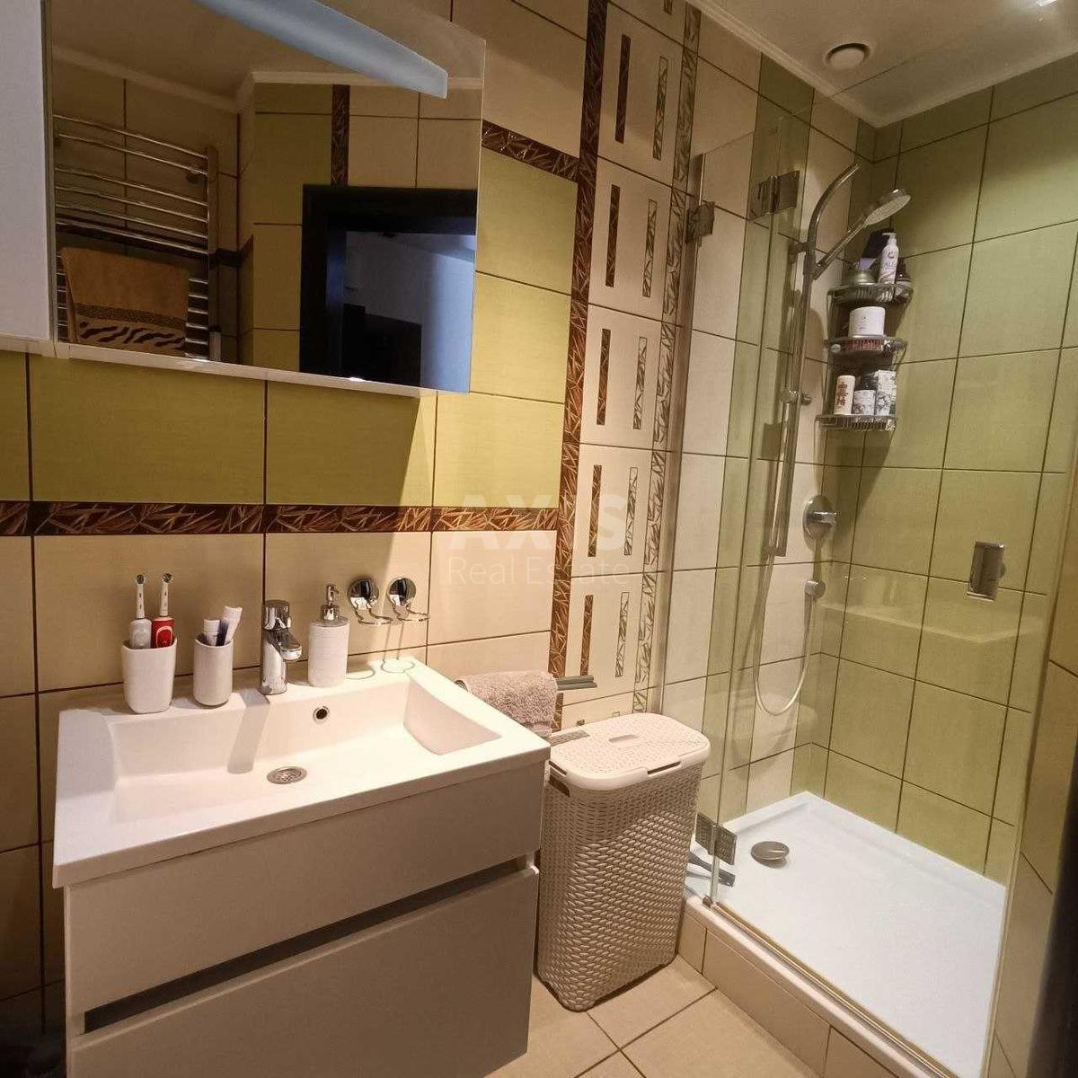 3k apartment vul. Yulia Zdanovska 46/13