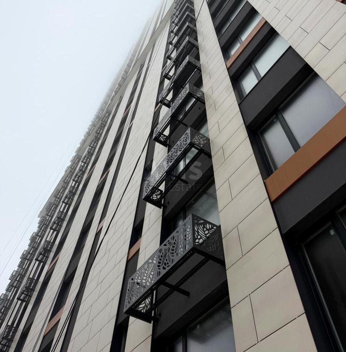 3k apartment vul. Zabolotnogo Akademika 163932