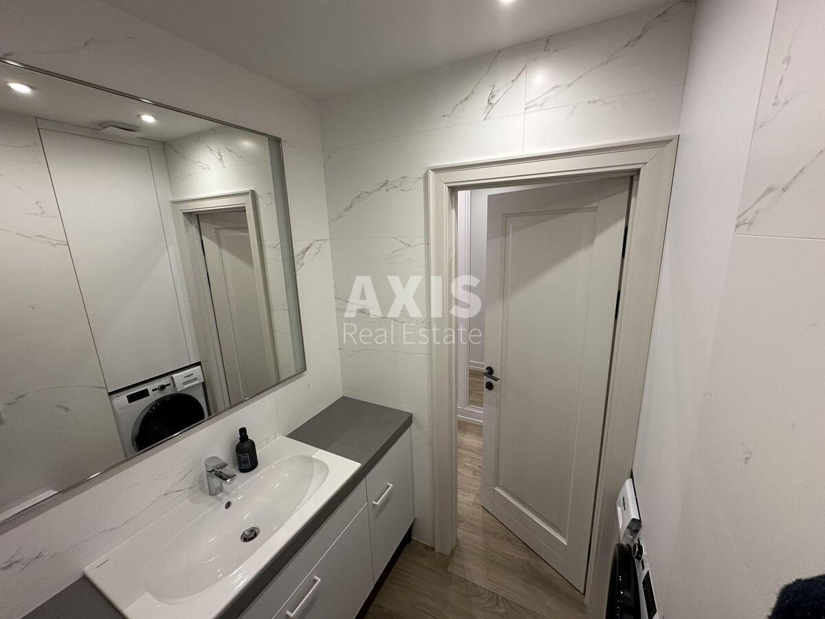 2k apartment vul. Saljutna 2Б4