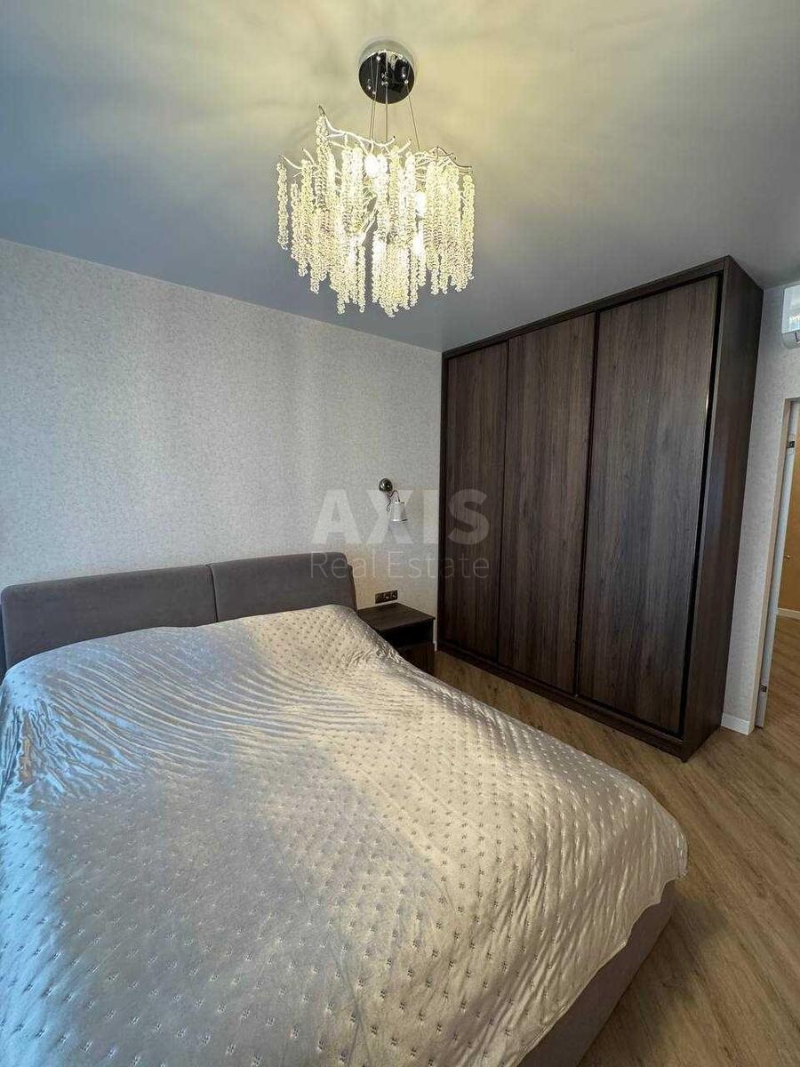 3k apartment vul. Zlatoustivs'ka 278
